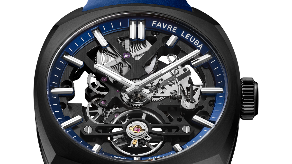 Cadran squelette de la Favre Leuba Chief Skeleton, gros plan sur le mouvement et le balancier apparent